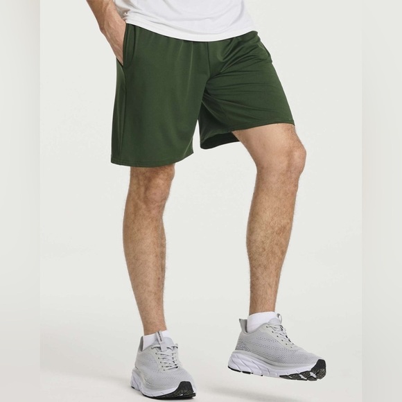 Real Essentials Other - Real Essentials Men’s DRY-FIT 7" WORKOUT SHORTS - Size XL